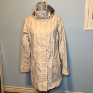 Women’s Marmot rain jacket, size large.